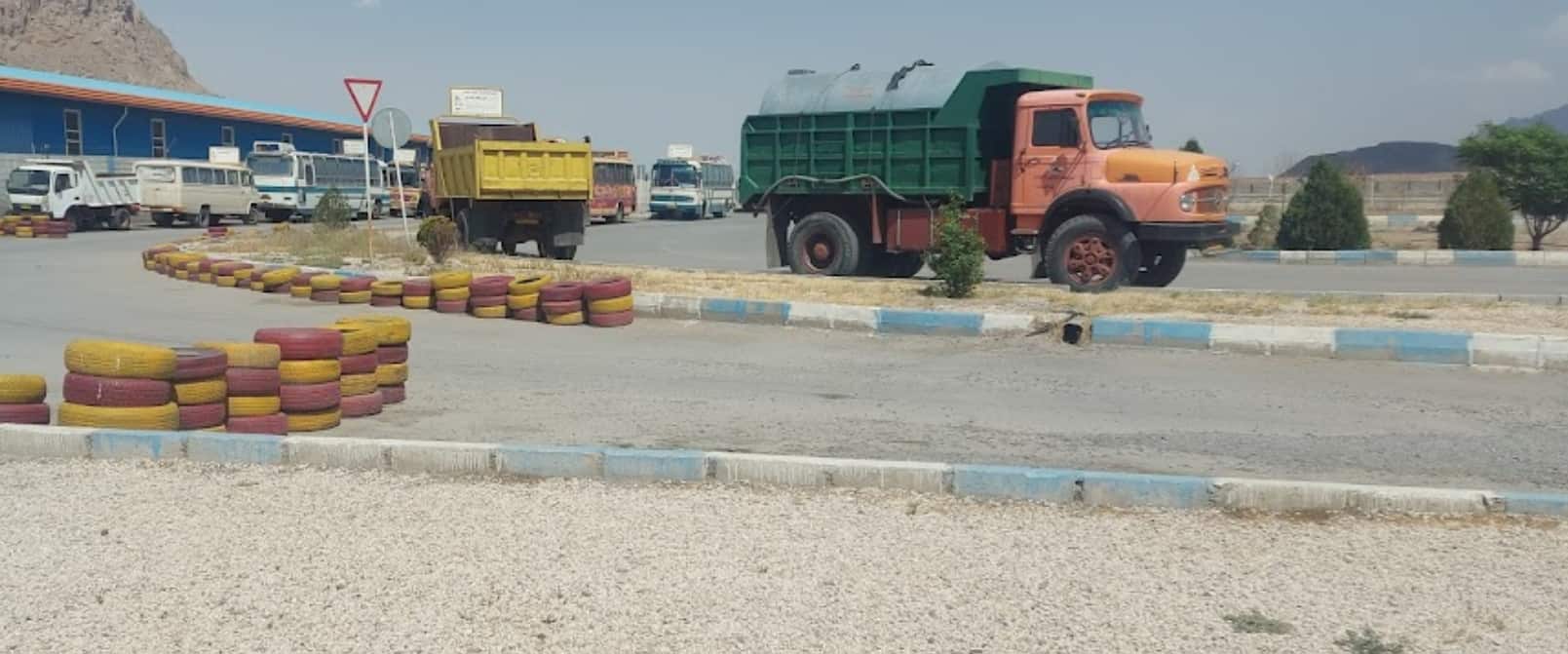 آموزشگاه رانندگی راه ابریشم در اصفهان